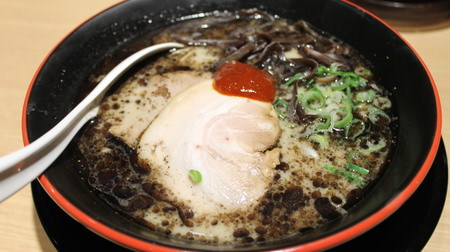 [Tasting] Ippudo's black ramen "Noodles in Black" -Black pepper and garlic