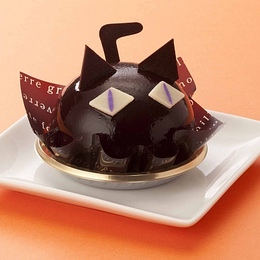 シャトレーゼ、ハロウィン向けスイーツを発売　“黒猫”や“かぼちゃ”など