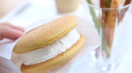 Ginza Bakery's famous "sponge cake cookie sandwich" is a bundle of happiness! The "stick sesame" is addictive!