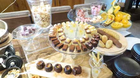 Dessert buffet included! Have a petit luxury breakfast at Shirokanedai "Tender House"