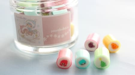 A collaboration between Little Twin Stars and Candy Shop Papubbure! A cute bottle for Christmas gifts
