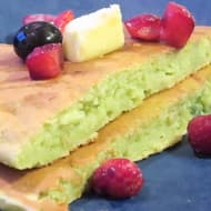 「アボカドホットケーキ」簡単レシピ！しっとり濃厚でめちゃウマ！きれいなグリーンで春らしさも満点