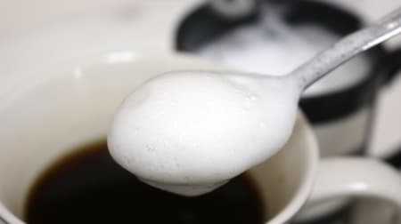 おうちカフェ♪100均の「カプチーノミルクフォーマー」が期待以上！ -- あっという間にふわっふわの泡が作れます