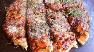 I ate okonomiyaki with "Euglena"! --It seems that your stomach will feel better