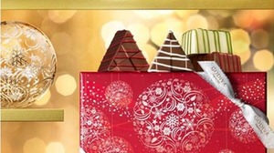 Godiva's "Boule de Noel Collection" with the motif of "Christmas tree" is only available now!