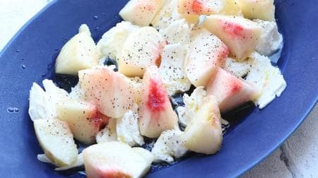 Easy fashionable cold dish "peach mozzarella" recipe! The sourness of vinegar works and the aftertaste is refreshing