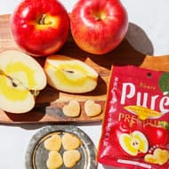 「ピュレグミプレミアム 蜜入りりんご」 -- 蜜がつまった果肉をグミとジュレで再現！