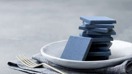 "Blue chocolate CARRE DE BLUE that brings happiness" to Villevan Online! "Blue latte" also appeared