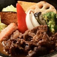 「北海道スープカレー 011」東京・三田にオープン！やわらかお肉＆たっぷり野菜 ジャガバターなども