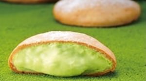 A new flavor "Matcha Milk" is now available in cream puffs with a "new texture"!