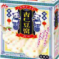 森永乳業「ナタデココin杏仁豆腐バー（6本入り）」もっちりアイスとコリコリのナタデココ！