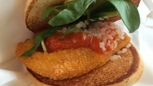 [Today's rice] One-handed "French cuisine" !? Crispy, freshness new burger