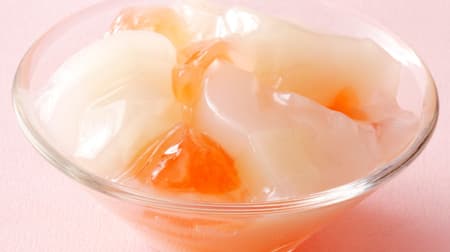 Eitaro "Kuzutorori of Japanese sweets shop" Shiroan and white peach puree cubes are made into kudzu jelly!