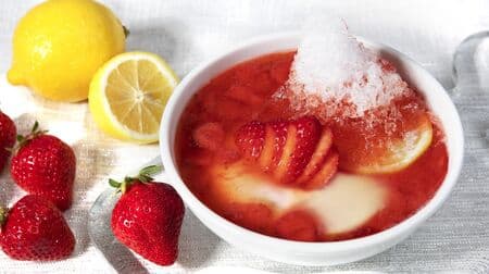 Chun Shui Tang "Strawberry Kakigori Douhua" Smooth and smooth strawberry sauce with sweet and sour strawberry sauce! The sourness of the lemon makes it refreshing in summer