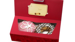 KKD "White Day Box" with donuts popular with girls