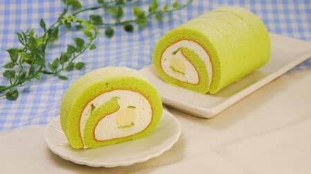 Seasonal grape sweets such as Aeon "Shine Muscat cheese roll from Nagano prefecture" and "New Pione roll cake from Okayama prefecture"!