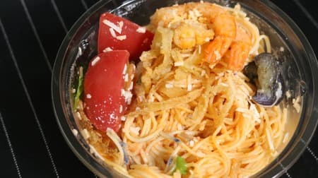 Seijo Ishii's "Tomato Cappellini with Coconut Cream and Garlic Shrimp" and "PhoGar" are three recommended noodle menus!