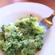 【実食】サイゼリヤ 新メニュー「ブロッコリーのくたくた」素材の旨みと栄養をぎゅっと凝縮！南イタリア家庭の伝統煮込み調理
