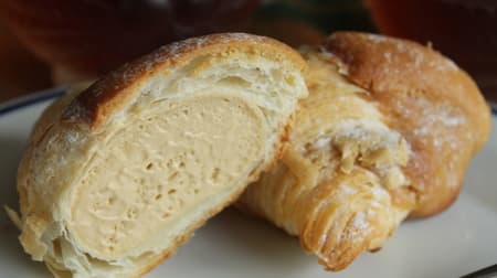 [Tasting] "Caramel cream croissant to eat chilled" Discovered at FamilyMart! It's fun to combine a refreshing and cool cookie dough with a thick cream.