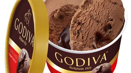 Godiva Cup Ice "Fondant Chocolat" Chocolate sauce in chocolate ice cream! Convenience store limited with crispy chocolate cookies