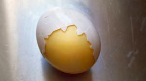 これぞ “金の卵” !? スクランブルゆでたまごがカンタンに作れるアイテム「Goose」