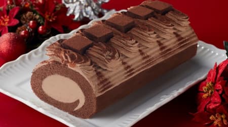 Christmas sweets such as Monter "Bush de Noel raw chocolate" "Bush de Noel Mont Blanc"