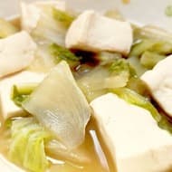 あったか豆腐レシピ3選「白菜と豆腐のくたくた煮」「角煮風 豆腐豚バラ巻き」「照りマヨ豆腐」
