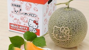 How about a Hello Kitty pattern melon as a summer gift? This year is also the 40th anniversary edition!