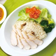 ナナズグリーンティー「ジンジャーチキンライス」椎茸と生姜の炊き込みご飯にやわらかな蒸し鶏！