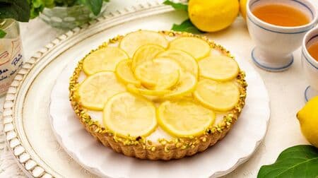 KIRUFEVON "Honey Lemon Madeleine Tart (15cm: Frozen Type)" Web Store Exclusive! Pistachio on the edge of the tart