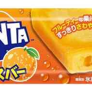 「ファンタ オレンジ アイスバー」オレンジアイスキャンディーに微細氷入りオレンジシャーベットとオレンジソース！