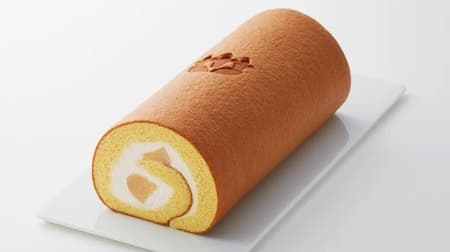 「かまくらロール（白桃）」鎌倉ニュージャーマンから とろける白桃の食感や風味を楽しむロールケーキ