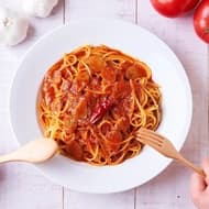 カプリチョーザ 44周年大創業祭「トマトとニンニクのスパゲティ」注文で半額券プレゼント！