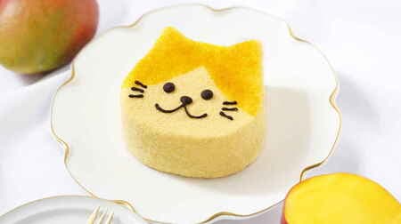 Patisserie Pinedo "Hachiwamofunyan Cheesecake" 2 layers of cheesecake with sponge crumb for fluffy & melt-in-your-mouth texture!