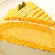 カフェ・ド・クリエ「北海道産かぼちゃのズコットケーキ」えびすかぼちゃ70％使用のクリーム！