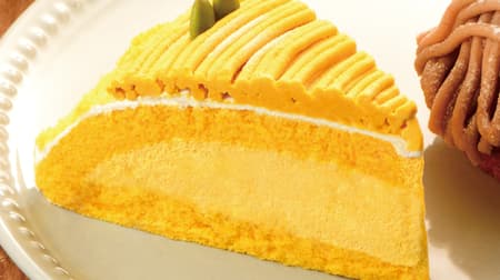 カフェ・ド・クリエ「北海道産かぼちゃのズコットケーキ」えびすかぼちゃ70％使用のクリーム！