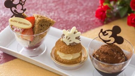 november 18 is mickey & minnie's birthday! Tokyo Disneyland Tokyo DisneySea restaurants offer desserts decorated with Mickey Minnie design chocolates 