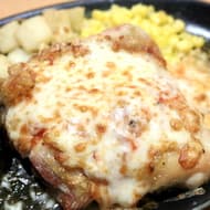 Saizeriya "Tender Chicken with Cheese" is back! Melted cheese and tomato sauce with special demi-sauce