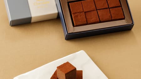 Top's "Raw Chocolate" with Swiss Ferklein chocolate, smooth and silky smooth!
