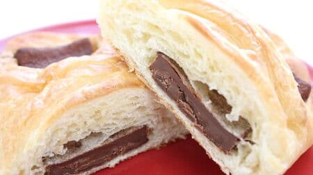 ローソン「チョコデニッシュ」と「もち麦の板チョコロール」味・カロリー・糖質はどのくらい違う？比べてみた！より推せるのは…