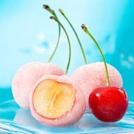 Kameya Mannendo's "Blessing of the Season's Fruits: Cherries" using a whole cherry, Sato Nishiki! A "taste of first love" that will make your heart beat faster