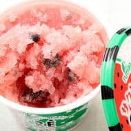 LAWSON Limited Ice Cream "Saclay Watermelon" with black seeds made of tapioca! With 3% watermelon juice, it is as juicy as the real thing!