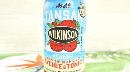 Wilkinson Tansan #sober Lychee & Tonic" with fine carbonation and a hint of lychee sweetness.