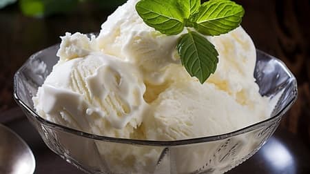 Easy Recipe] "Condensed Milk Ice Cream" with 3 ingredients can be made by parents and children! Just mix, chill, and rub. Recipe that is fun to eat and make!