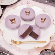 7-ELEVEN Limited Edition "Kuromi Manmaru Yaki" - Chocolate flavored cream in sticky dough with branding! Includes 1 glitter sticker