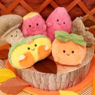 Autumn taste motif plush toys! 6 kinds in all: chestnut, oyster, pumpkin, mushroom, biting potato, sweet potato at Village Vanguard Online Store!