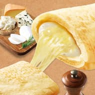 【11月7日新発売】ファミマ新作パン・サンドイッチまとめ「ピザサンド もちっと生地の！クワトロフォルマッジ」「チーズ塩パン」「コロッケバーガー」など最新情報！