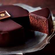 アンテノールバレンタイン限定チョコレートギフト商品を2024年1月10日から発売 濃厚なチョコレートケーキや香ばしいチョコレートクッキーをラインナップ
