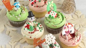 Christmas collection for colorful cupcake "Magnolia Bakery" from NY