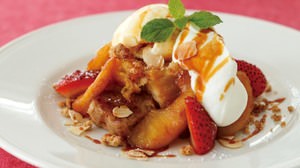 A must-see for Mr. Bari! "Apple pie French toast" from afternoon tea